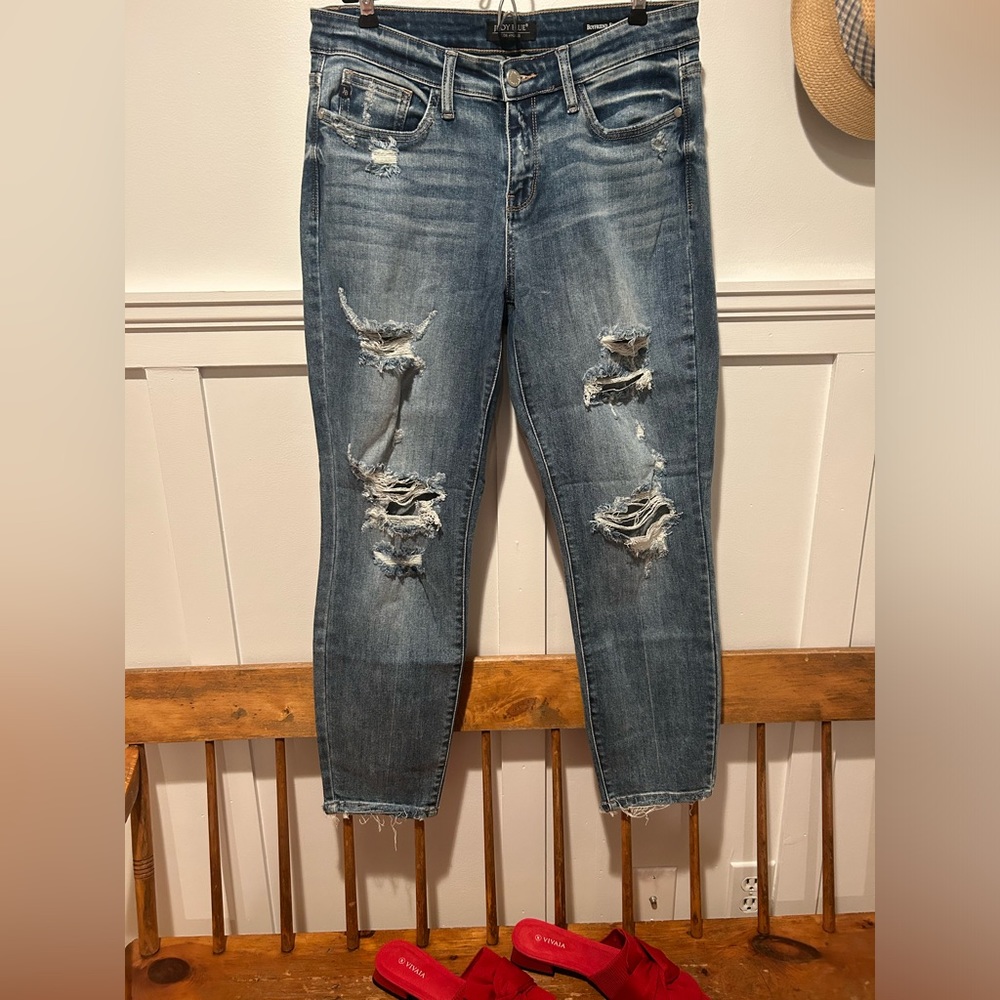 NWOT Judy Blue boyfriend jeans with distressing